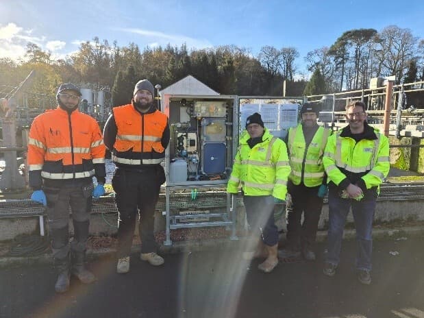 The Aquamonitrix control unit and site team